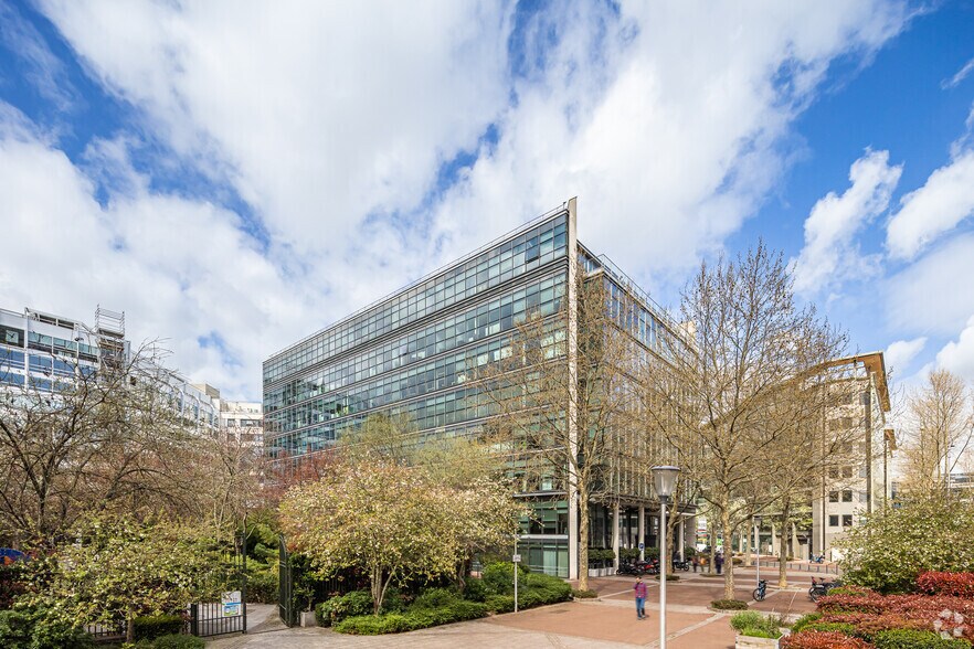 9 Rue Maurice Mallet, Issy-les-Moulineaux à louer - Photo du bâtiment - Image 2 de 4