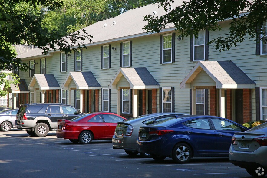 226 Columbia Dr, Tallahassee, FL à vendre - Photo principale - Image 1 de 23