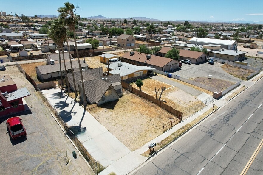 25567 Main St, Barstow, CA à vendre - Photo du bâtiment - Image 2 de 12