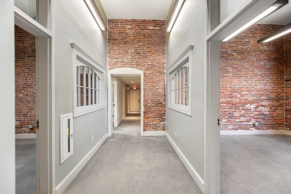 81 Freight Yard Way, Northfield, VT à vendre - Photo du bâtiment - Image 3 de 12