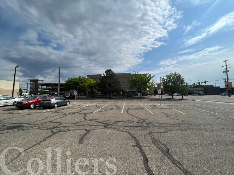 307 12th Avenue South, Nampa, ID à vendre - Photo du bâtiment - Image 3 de 5