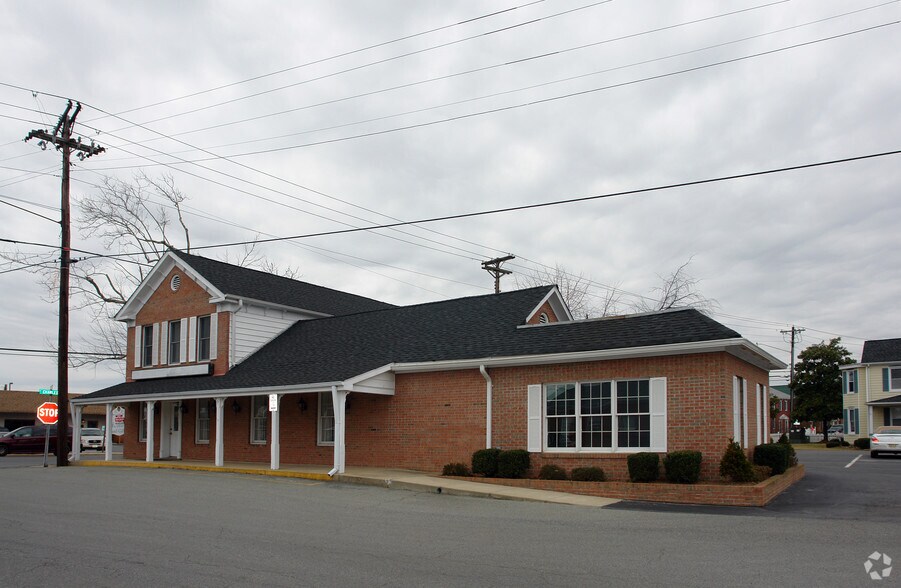 406 Charles St, La Plata, MD for lease - Building Photo - Image 2 of 2