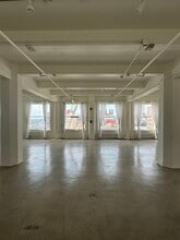 656 S Los Angeles St, Los Angeles, CA à louer Photo intérieure- Image 1 de 2