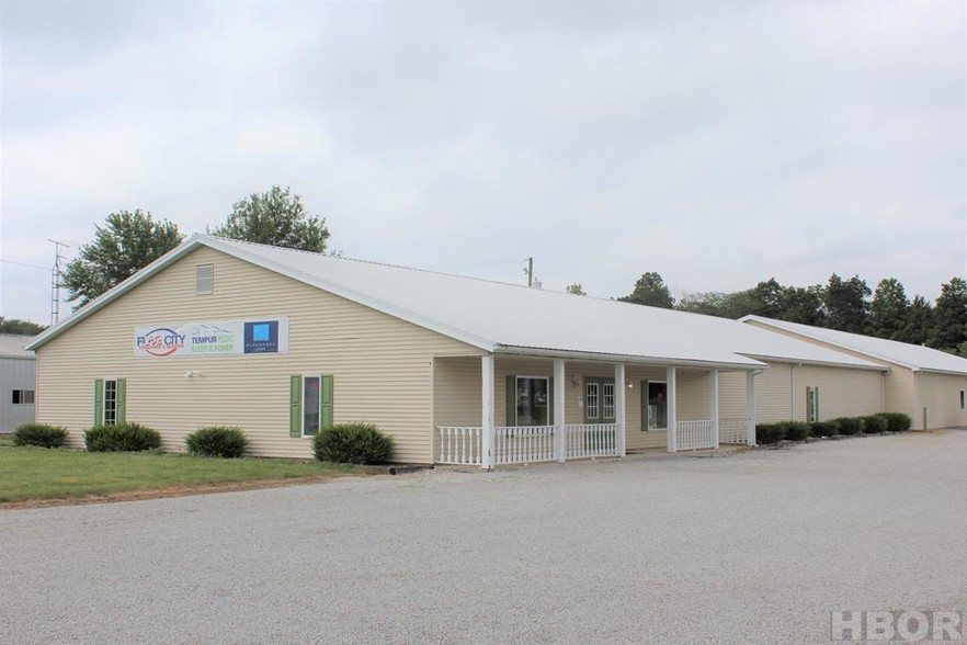 1878 E Wyandot Ave, Upper Sandusky, OH for sale - Building Photo - Image 1 of 1