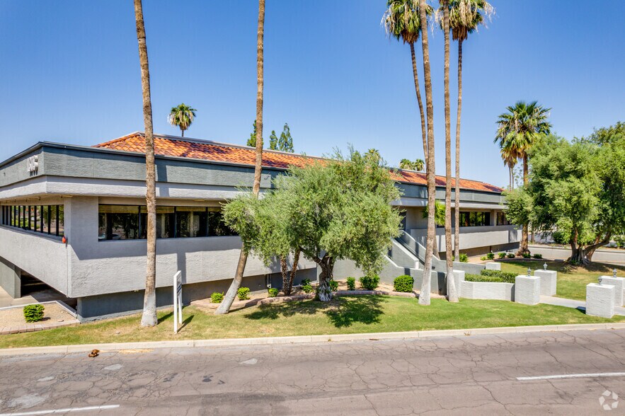 1303 S Longmore Rd, Mesa, AZ à louer - Photo du bâtiment - Image 2 de 37