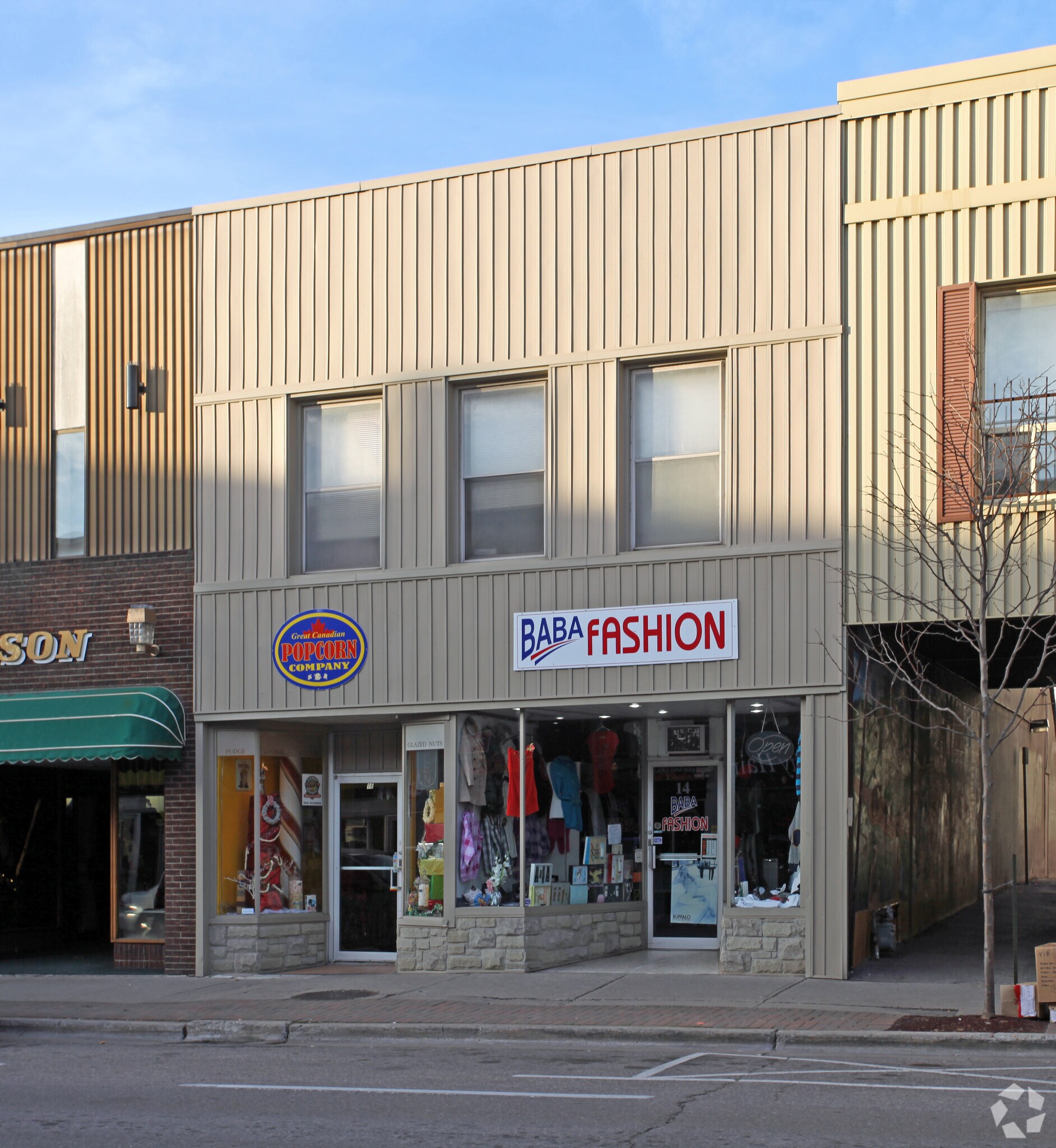 14-16 Simcoe St S, Oshawa, ON à vendre Photo principale- Image 1 de 1