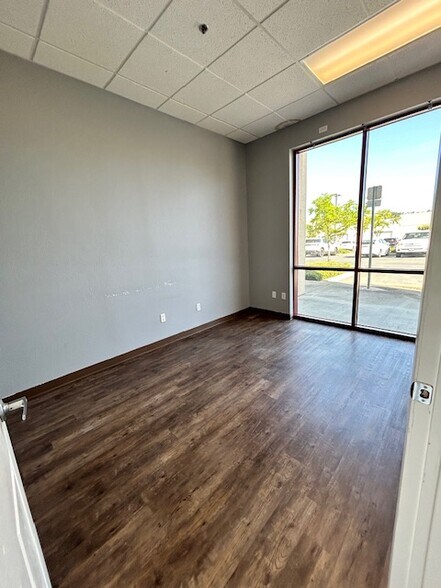 4470 Yankee Hill Rd, Rocklin, CA à louer - Photo du bâtiment - Image 3 de 16