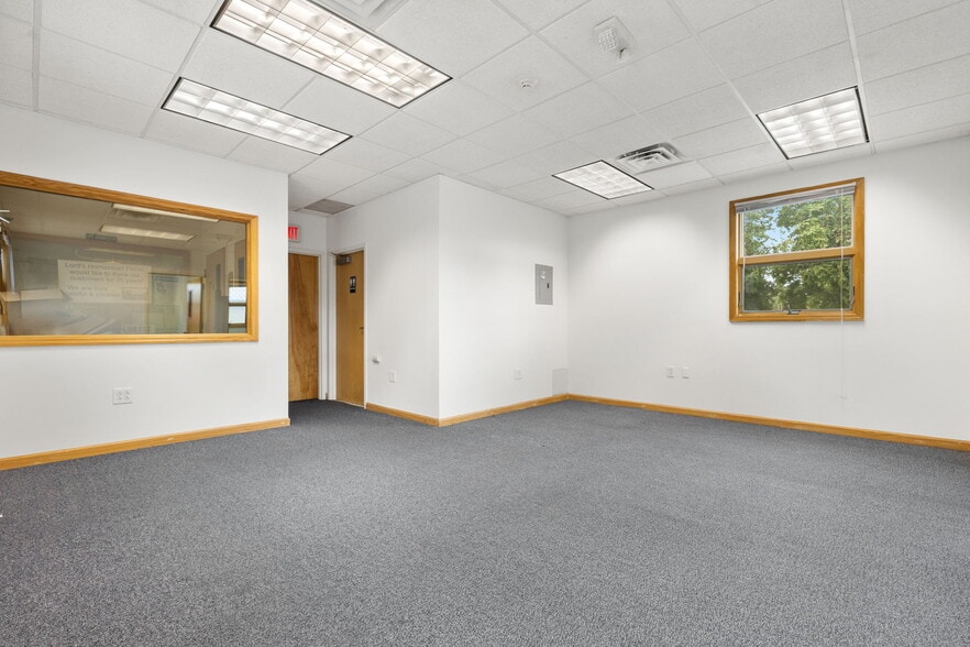 948 Homestead Ave, Maybrook, NY for lease - Building Photo - Image 3 of 9