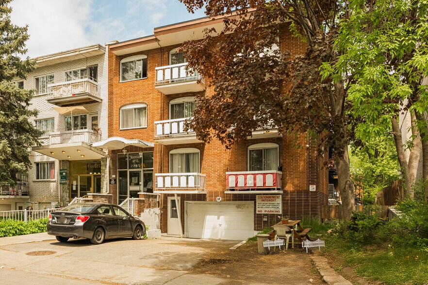 2265 Av Madison, Montréal, QC à vendre - Photo du bâtiment - Image 3 de 15