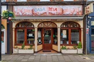 Plus de détails pour 455 Uxbridge Rd, Pinner - Commerce de détail à louer