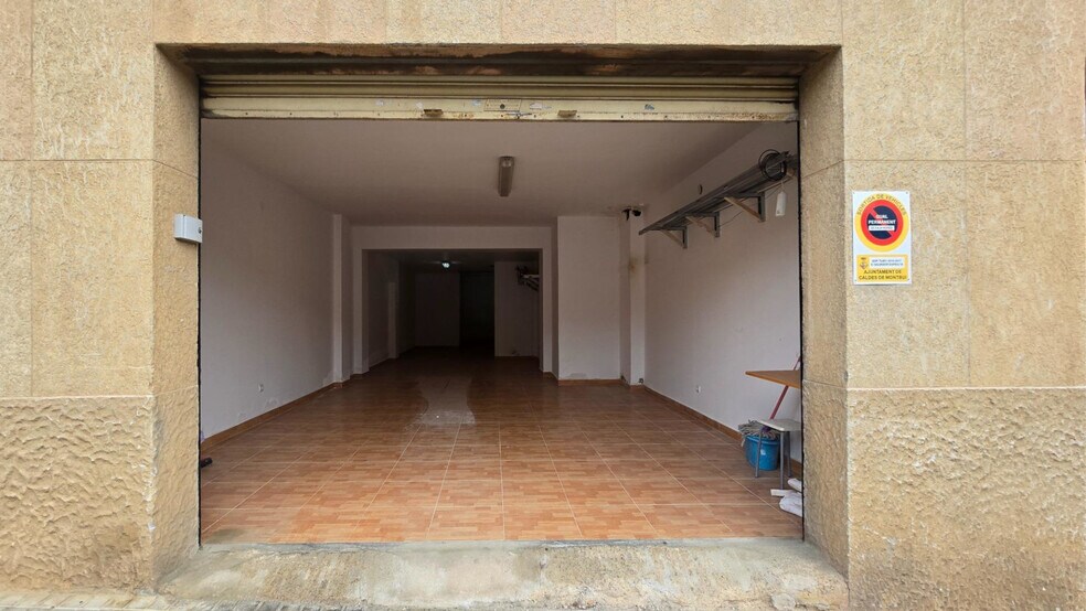 Immeuble residentiel dans Caldes de Montbui, Barcelona à vendre - Photo principale - Image 1 de 3
