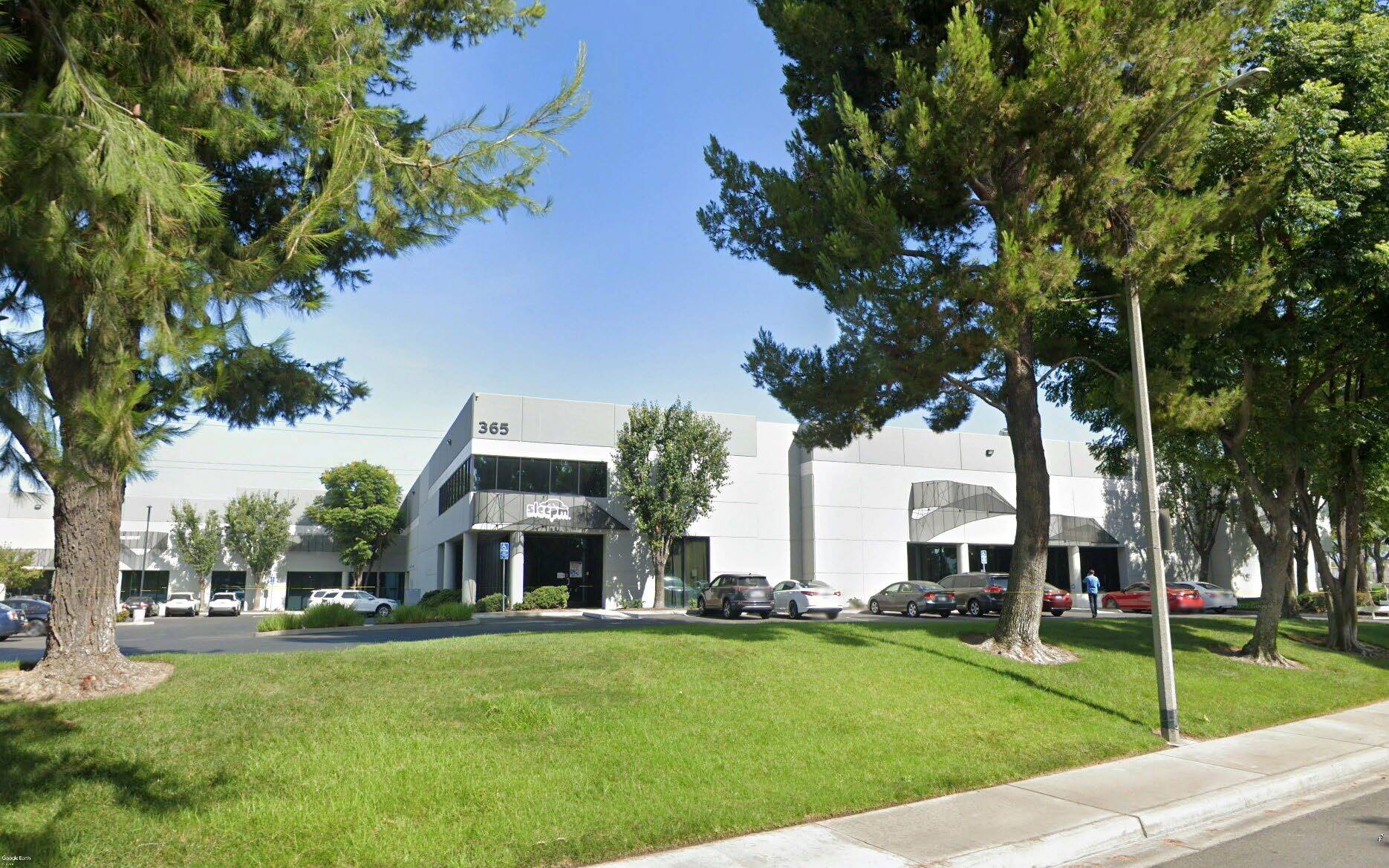 365 Cloverleaf Dr, Baldwin Park, CA à louer Photo du bâtiment- Image 1 de 13