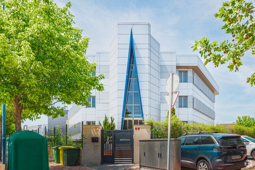 Bureau dans Leganés, Madrid à vendre - Photo du bâtiment - Image 2 de 33