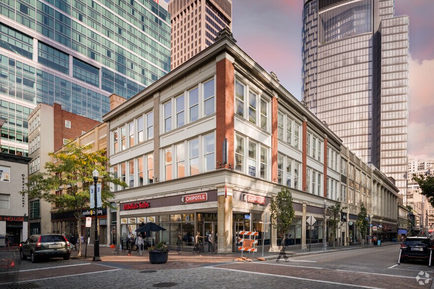 219 Forbes Ave, Pittsburgh, PA à louer - Photo du bâtiment - Image 2 de 8