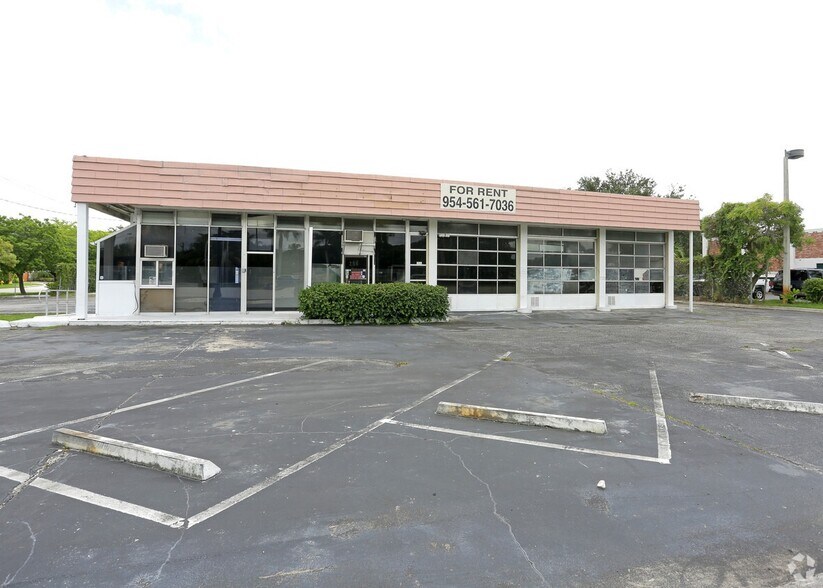 250 S State Road 7, Plantation, FL à louer - Photo du bâtiment - Image 2 de 2