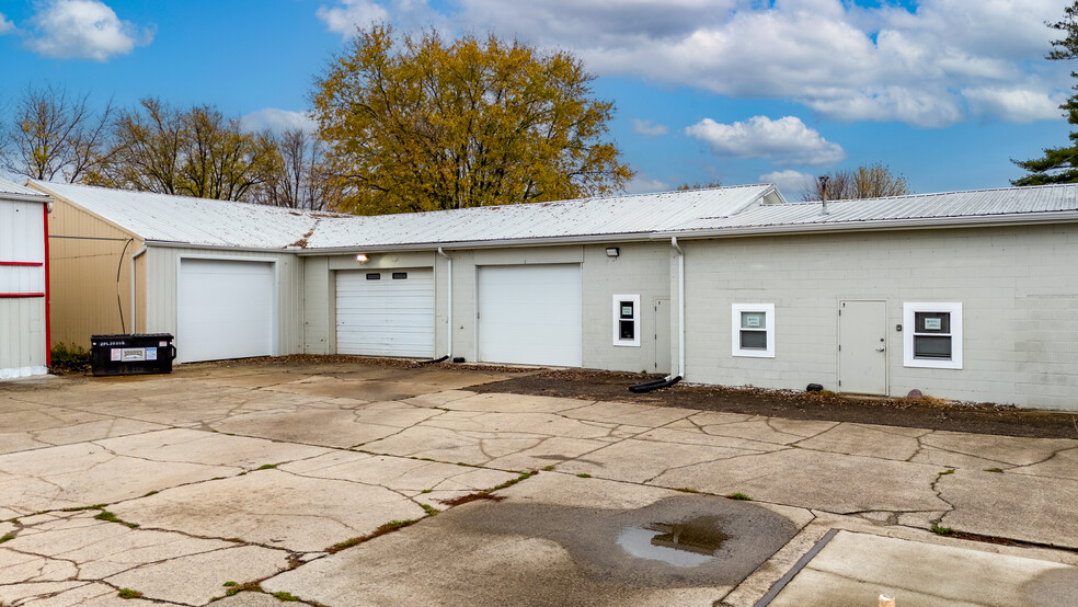 1099 US Highway 22, Circleville, OH for lease - Building Photo - Image 2 of 22