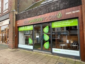 Plus de détails pour 221 High St, Berkhamsted - Commerce de détail à louer