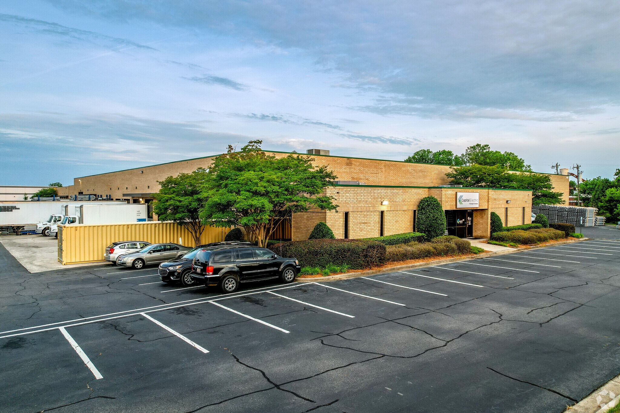 1407 Westinghouse Blvd, Charlotte, NC for lease Primary Photo- Image 1 of 9