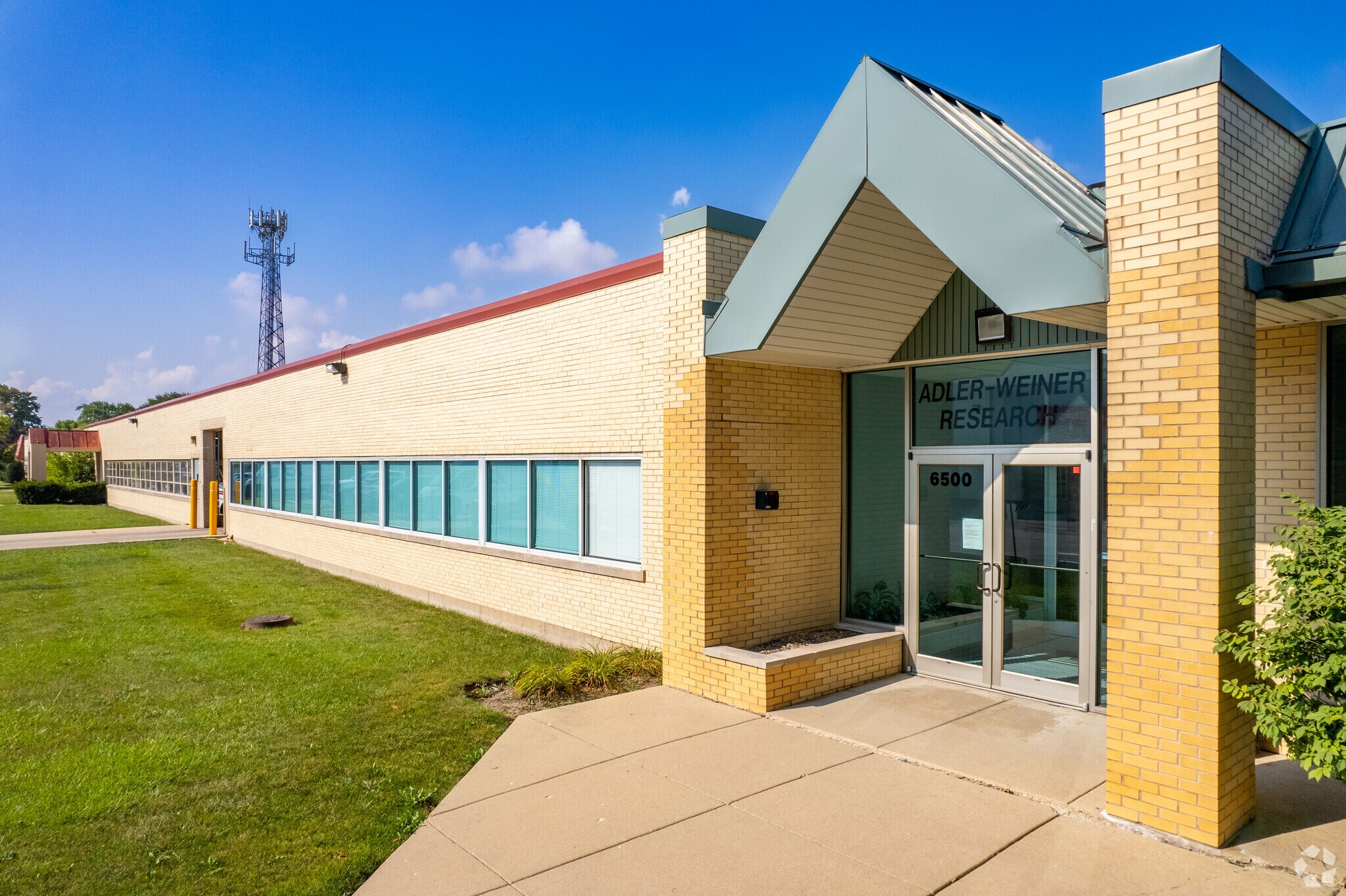 6500 N Lincoln Ave, Lincolnwood, IL à louer Photo du bâtiment- Image 1 de 11