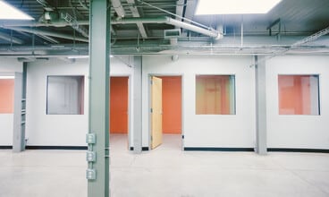 525 S School Ave, Fayetteville, AR for lease Building Photo- Image 1 of 37