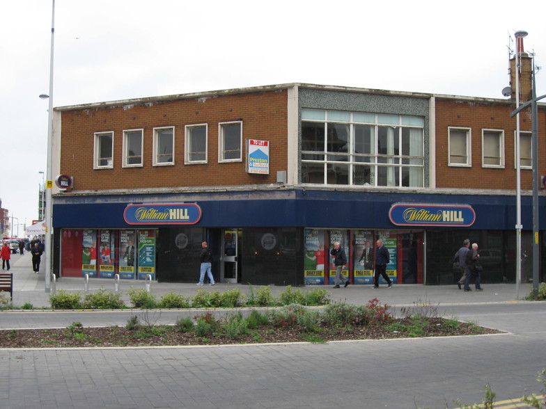 94-100 Waterloo Rd, Blackpool à louer - Photo principale - Image 1 de 6