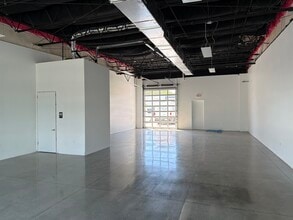 28280 Old 41 Rd, Bonita Springs, FL for lease Interior Photo- Image 2 of 2