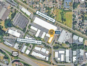 5565 SE International Way, Milwaukie, OR - AERIAL  map view