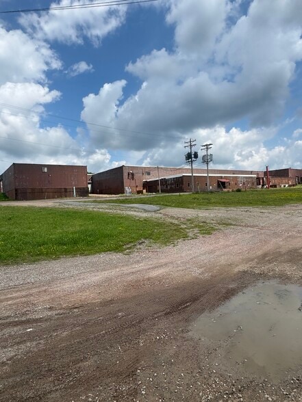4200 Route 22 Hwy E, Blairsville, PA for lease - Building Photo - Image 1 of 5