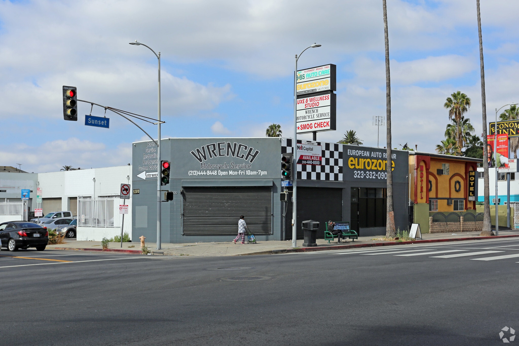 5300 Sunset Blvd, Los Angeles, CA for lease Primary Photo- Image 1 of 24