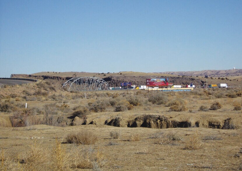 I-40 and Rio Puerco portefeuille de 2 propriétés à vendre sur LoopNet.ca - Photo du b timent - Image 3 de 4