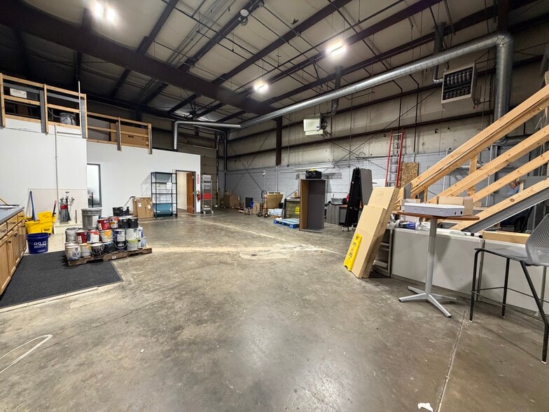 850 S Marietta St, South Bend, IN for lease - Building Photo - Image 3 of 11