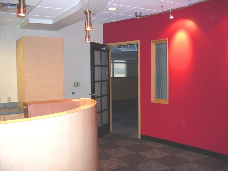 1300 Old Congress Ave, West Palm Beach, FL for lease - Interior Photo - Image 2 of 25