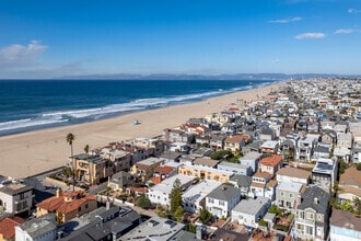35 17th St, Hermosa Beach, CA - Aerial  map view