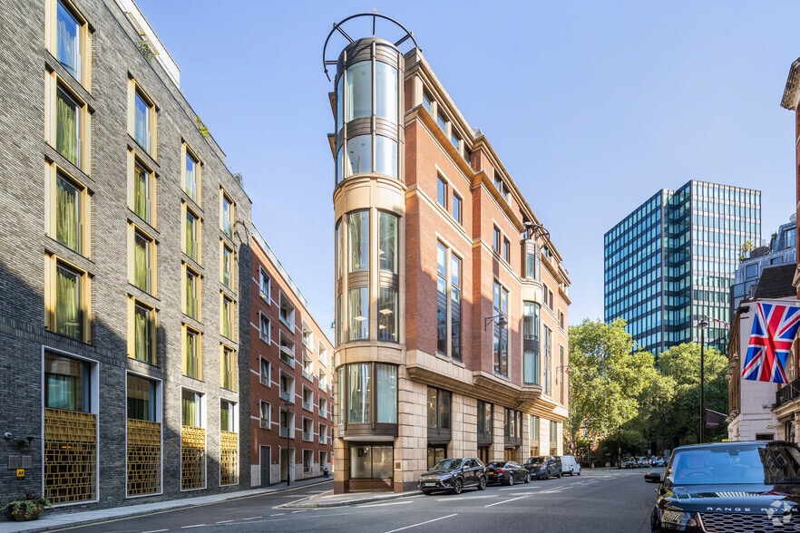 66 Buckingham Gate, London for lease - Building Photo - Image 3 of 6