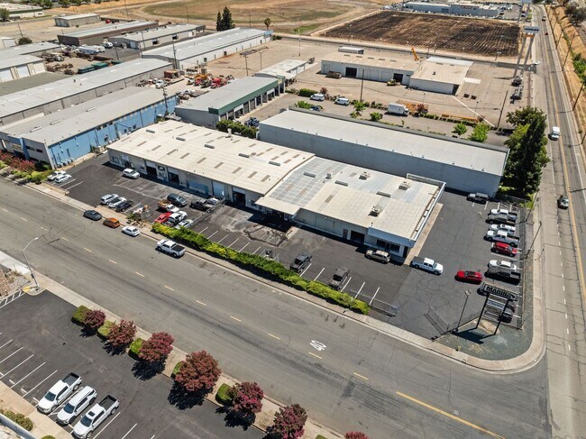 Plus de détails pour 820 Beckman Rd, Lodi, CA - Local d'activités à louer