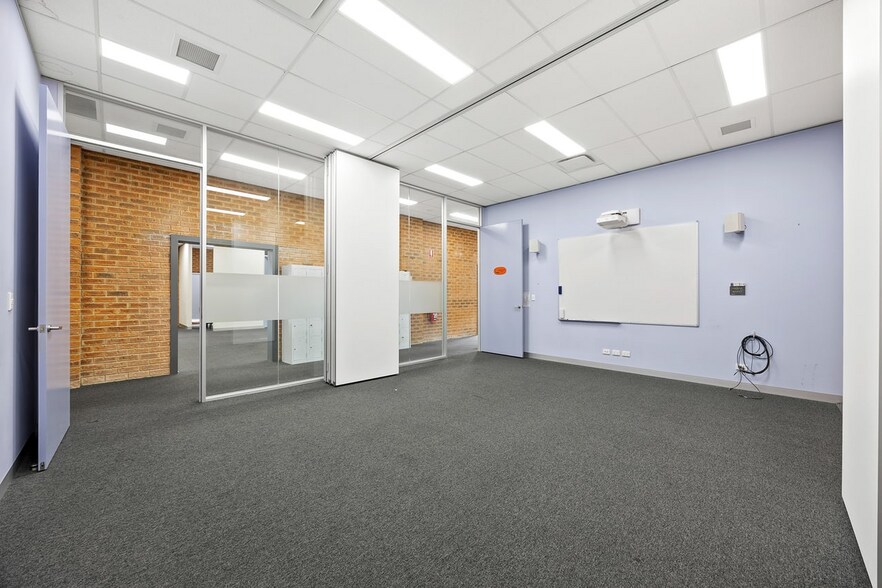 27-35 Byron St, Footscray à vendre - Photo intérieure - Image 2 de 9