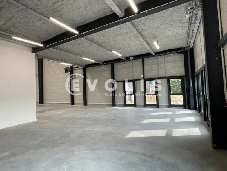 Flex in Corbas for lease - Interior Photo - Image 3 of 40