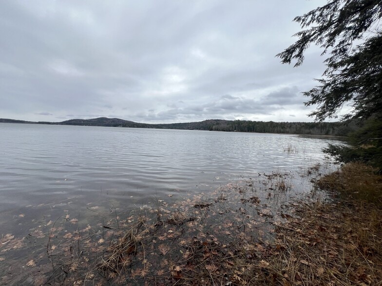 Lake Shore Drive, Effingham, NH for sale - Primary Photo - Image 2 of 2