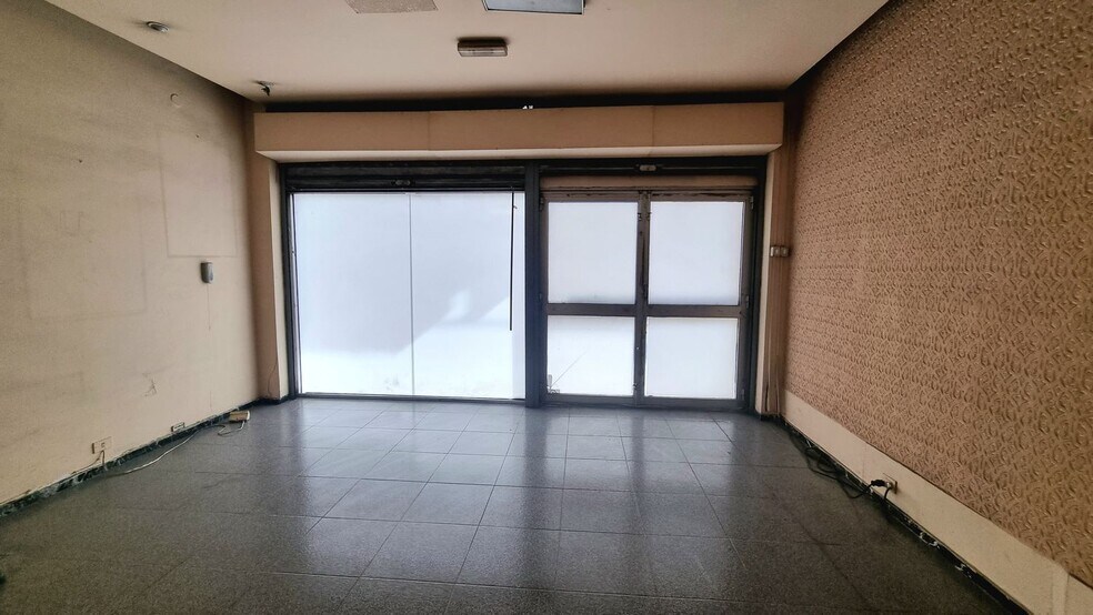 Commerce de détail dans Las Palmas de Gran Canaria, Las Palmas à louer - Photo intérieure - Image 1 de 22