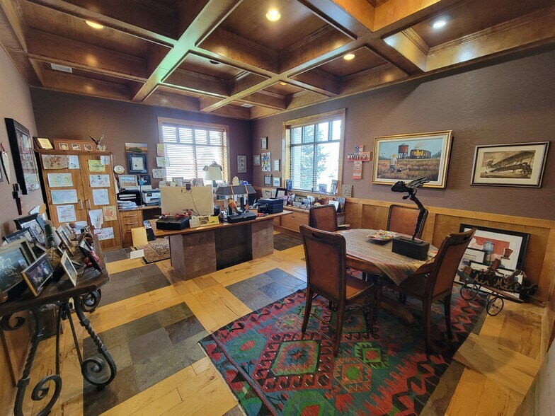 1610 N Minnesota Ave, Sioux Falls, SD for lease - Building Photo - Image 3 of 8