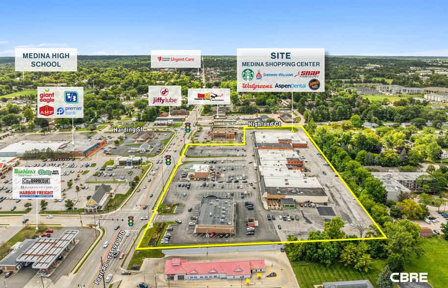 805-965 N Court St, Medina, OH à louer - Photo du bâtiment - Image 2 de 5