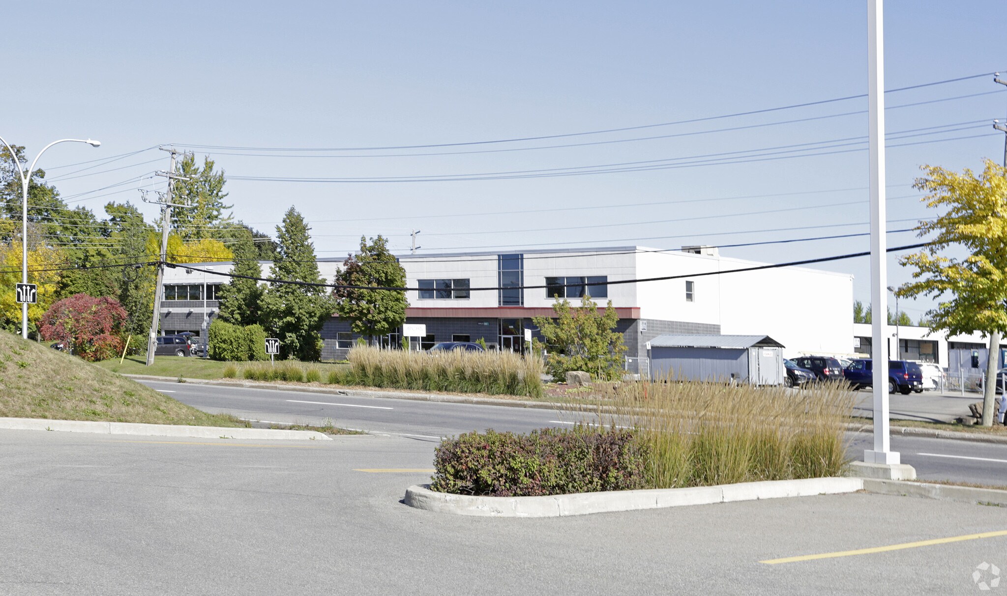 4496-4500 Boul De La Grande-Allée, Boisbriand, QC for sale Primary Photo- Image 1 of 1