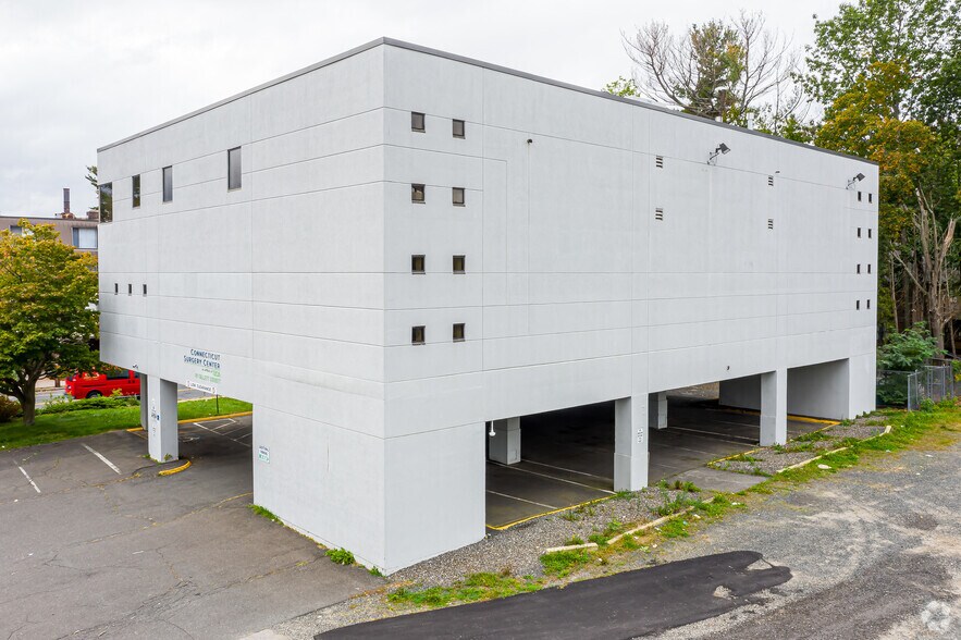 81 Gillett St, Hartford, CT à vendre - Photo du bâtiment - Image 2 de 6