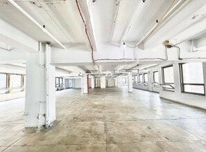 150 W 30th St, New York, NY for lease Interior Photo- Image 2 of 3