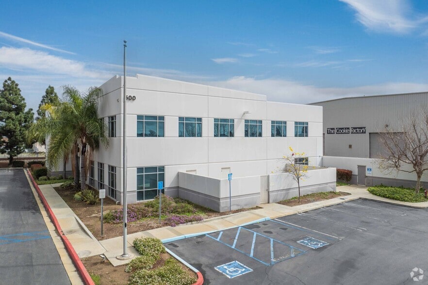 500 W Collins Ave, Orange, CA for sale - Building Photo - Image 2 of 5