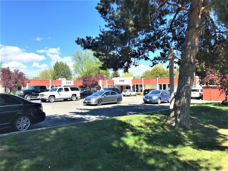 2312 N Cole Rd, Boise, ID for lease - Building Photo - Image 3 of 10