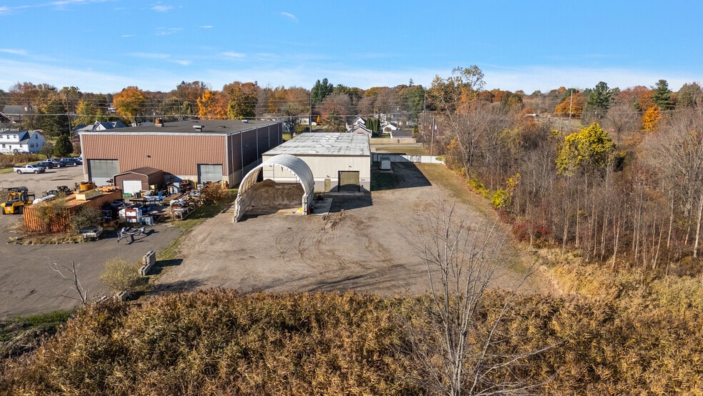 52930 Havenridge Rd, New Haven, MI for sale - Building Photo - Image 2 of 3