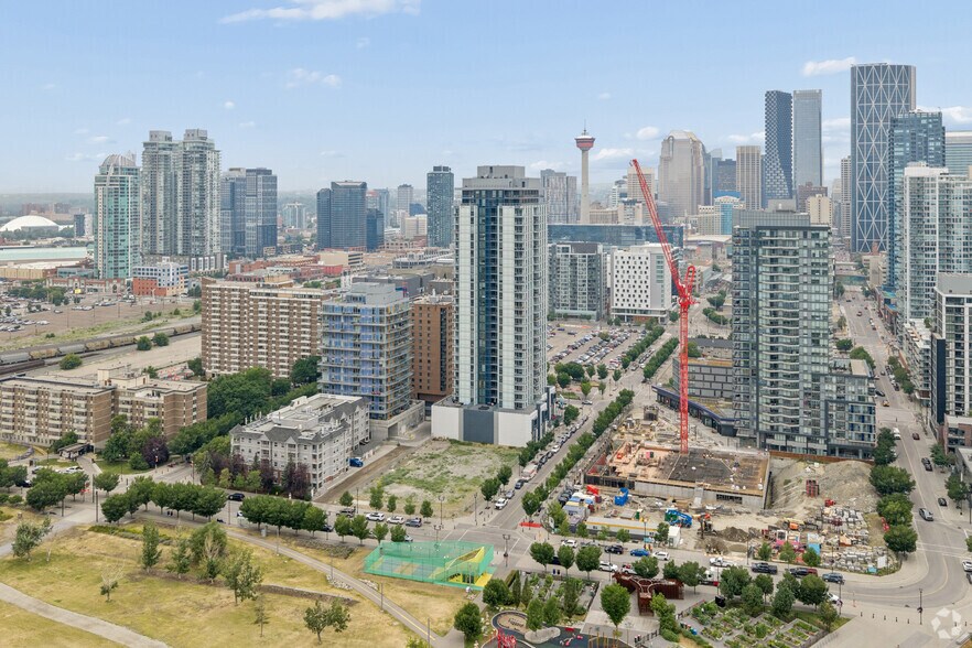 611 7th Av SE, Calgary, AB à louer - Aérien - Image 2 de 6