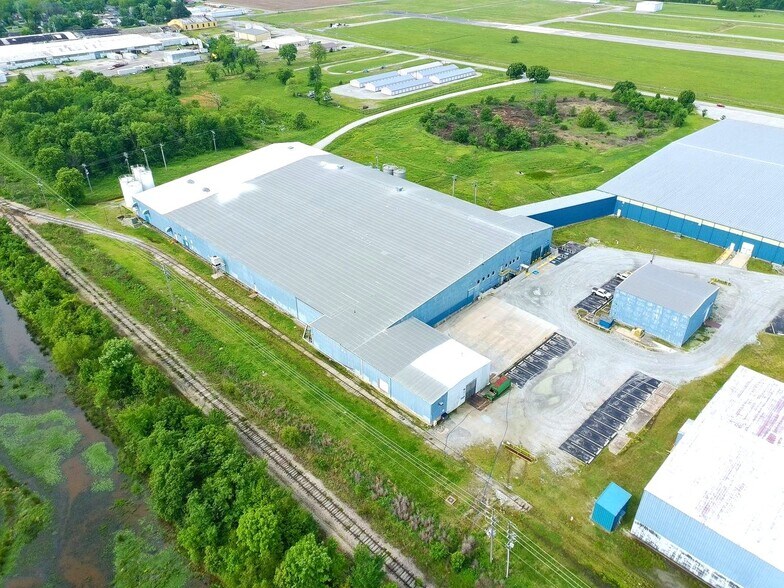 2400 Industrial Pky, Miami, OK à louer - Photo du bâtiment - Image 3 de 3