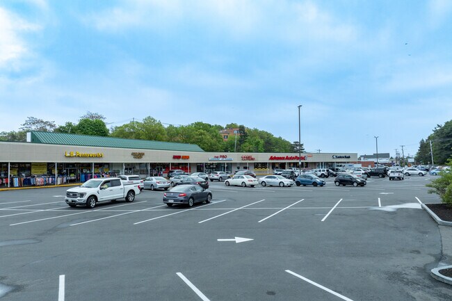 Plus de détails pour 126-152 Boston St, Lynn, MA - Commerce de détail à louer